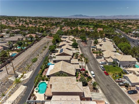Tiny photo for 33 TRAILSIDE Court, Henderson, NV 89012 (MLS # 2796551)
