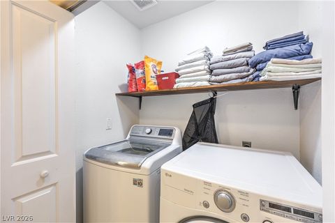 Tiny photo for 33 TRAILSIDE Court, Henderson, NV 89012 (MLS # 2796551)