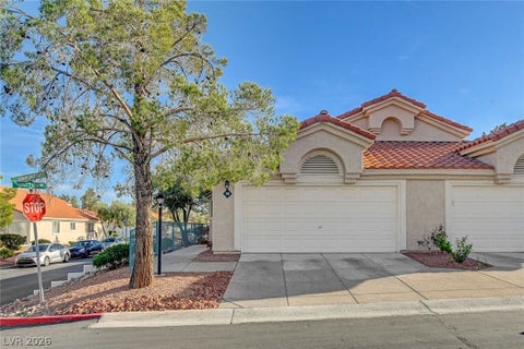 Townhouse For Sale - 7811 Oakpoint Lane #116<br/> Las Vegas, NV 89145