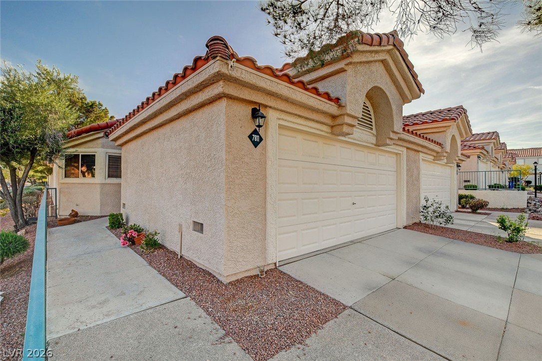 7811 Oakpoint Lane 116