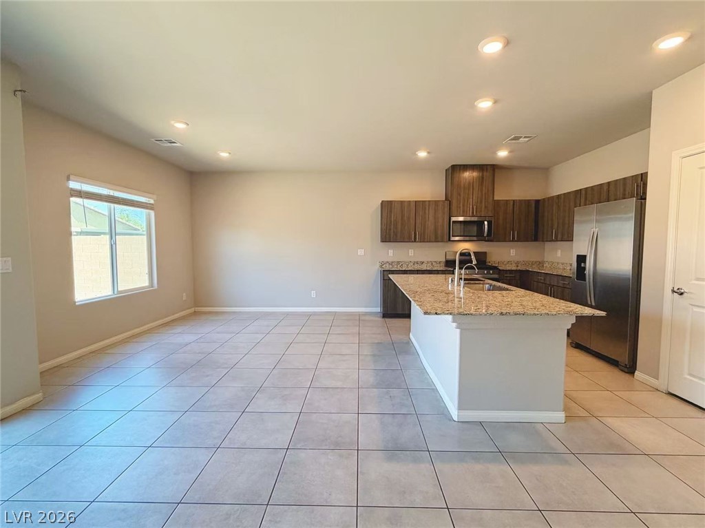 7534 W Diablo Drive