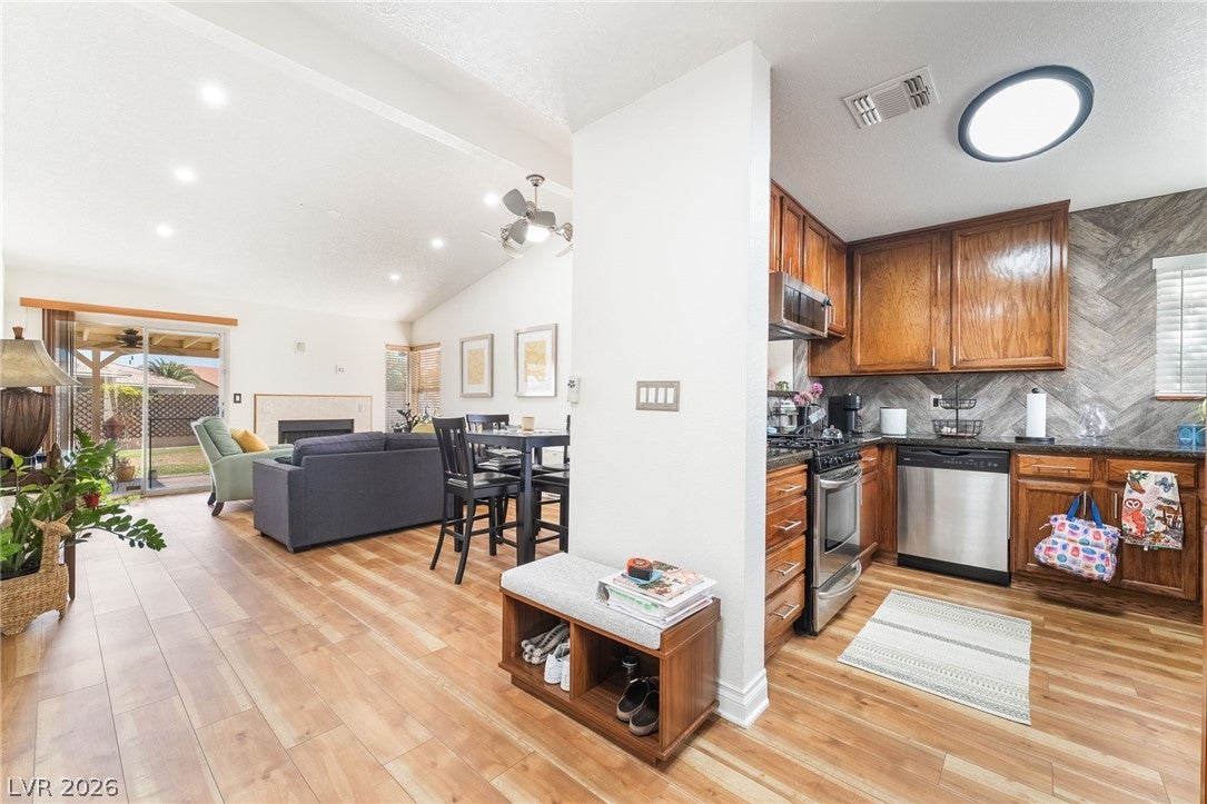 8466 Palmada Drive