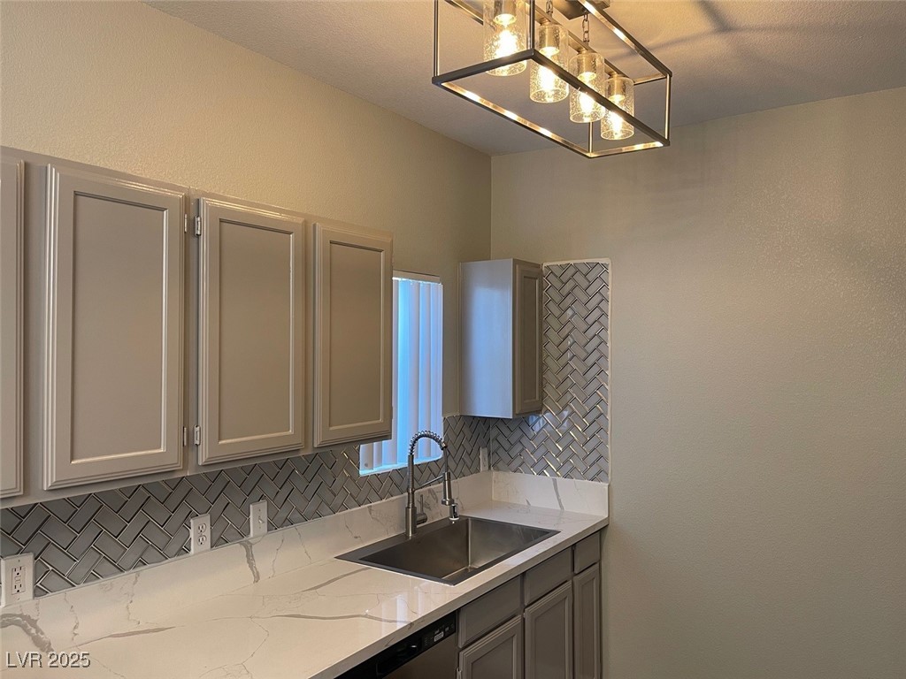 45 Maleena Mesa Street 217