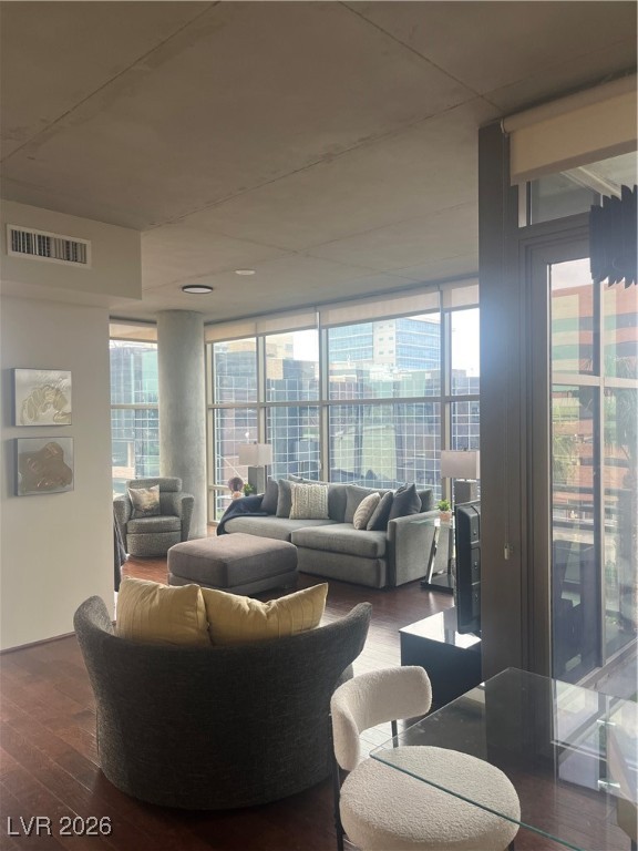 353 E Bonneville Avenue 475