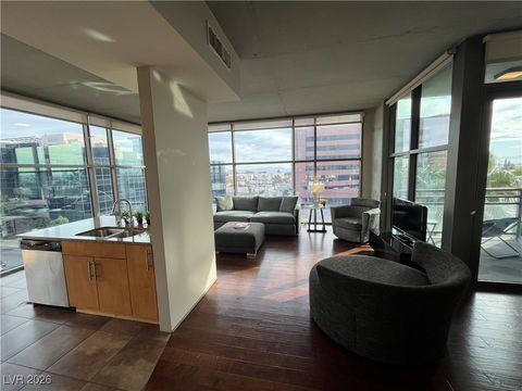 Photo of 353 E Bonneville Avenue #475, Las Vegas, NV 89101 (MLS # 2748604)