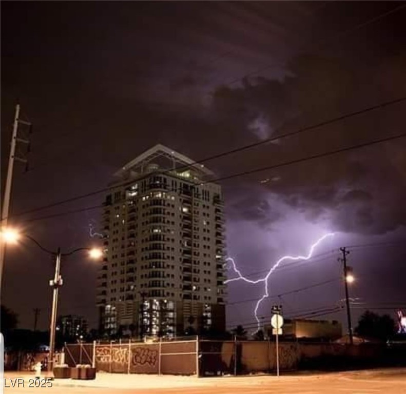 200 Hoover Avenue 903