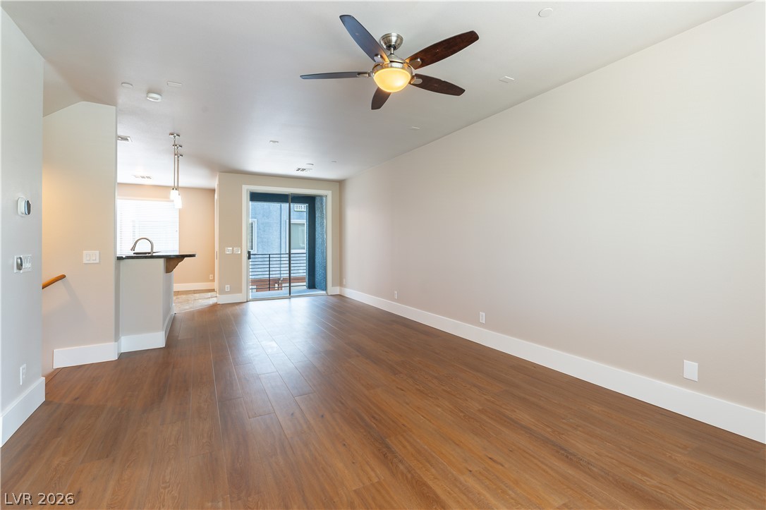 9050 W Tropicana Avenue 1107