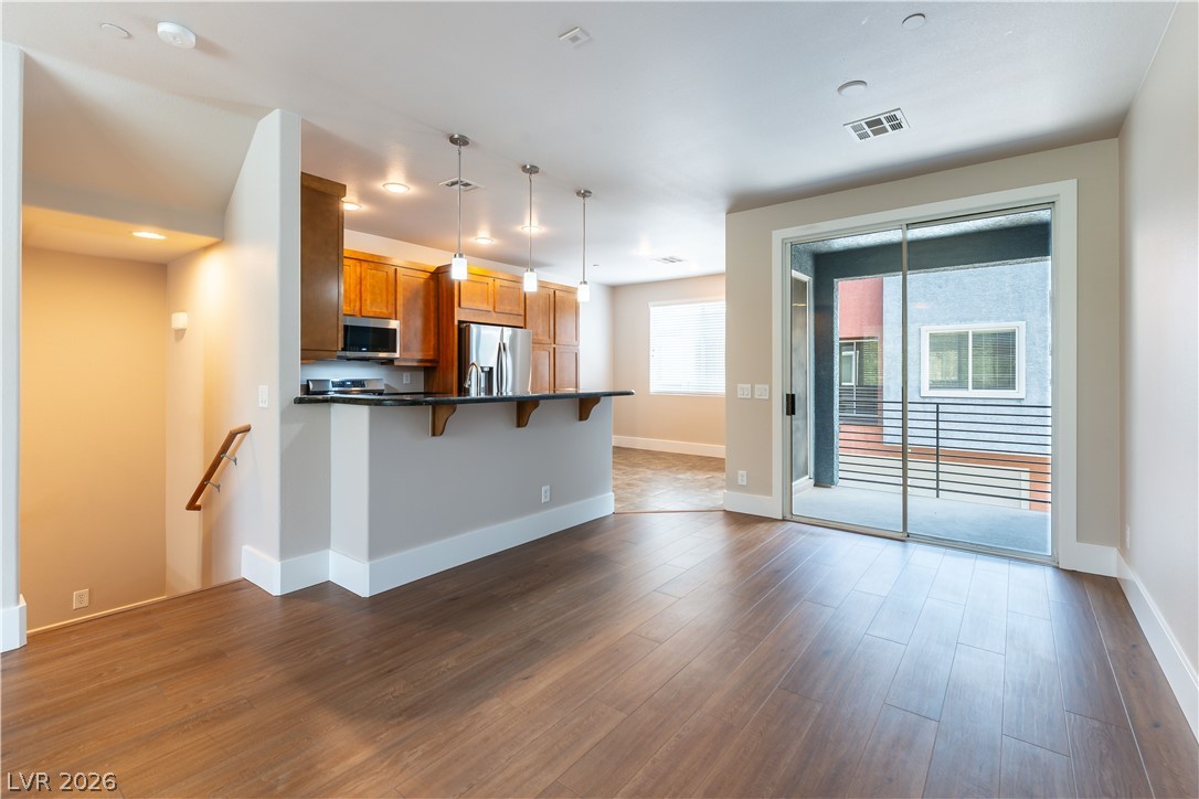 9050 W Tropicana Avenue 1107