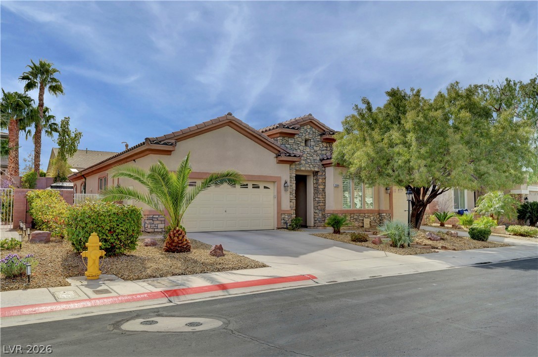 2399 Winter Cliffs Street
