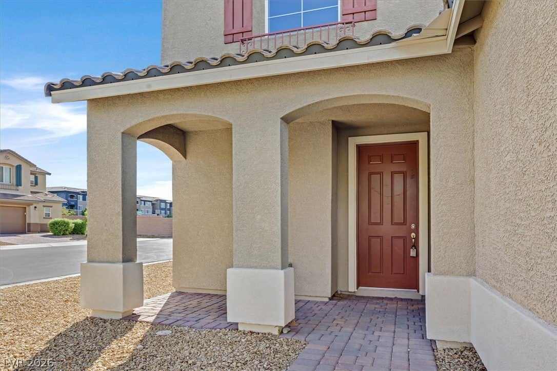 6471 Pochman Mesa Street