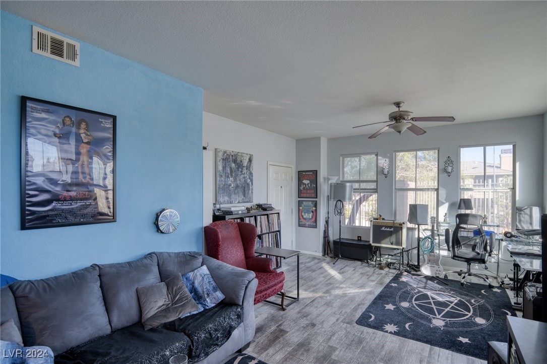 9975 Peace Way #1058, Las Vegas, Nevada image 5