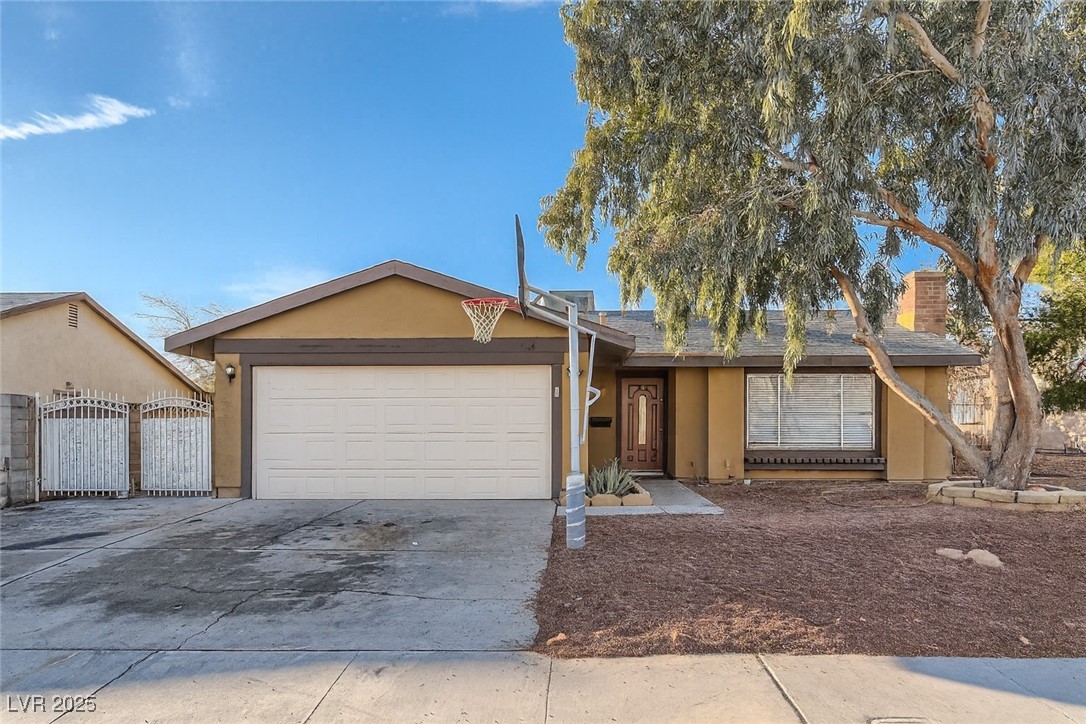 7229 Pinebrook Circle