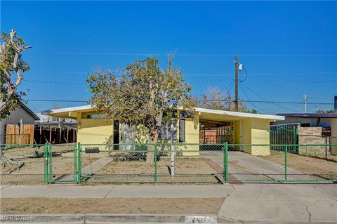 2421 Howard Drive Las Vegas NV 89104