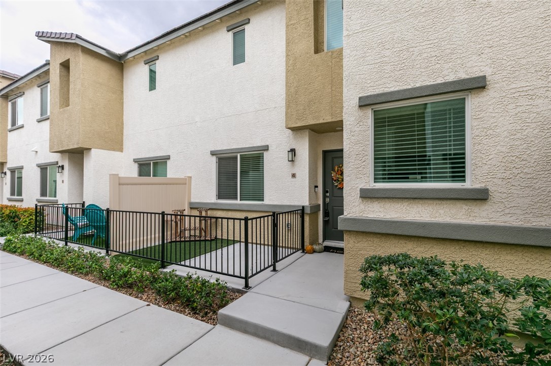 12349 Golden Wreath Road 4