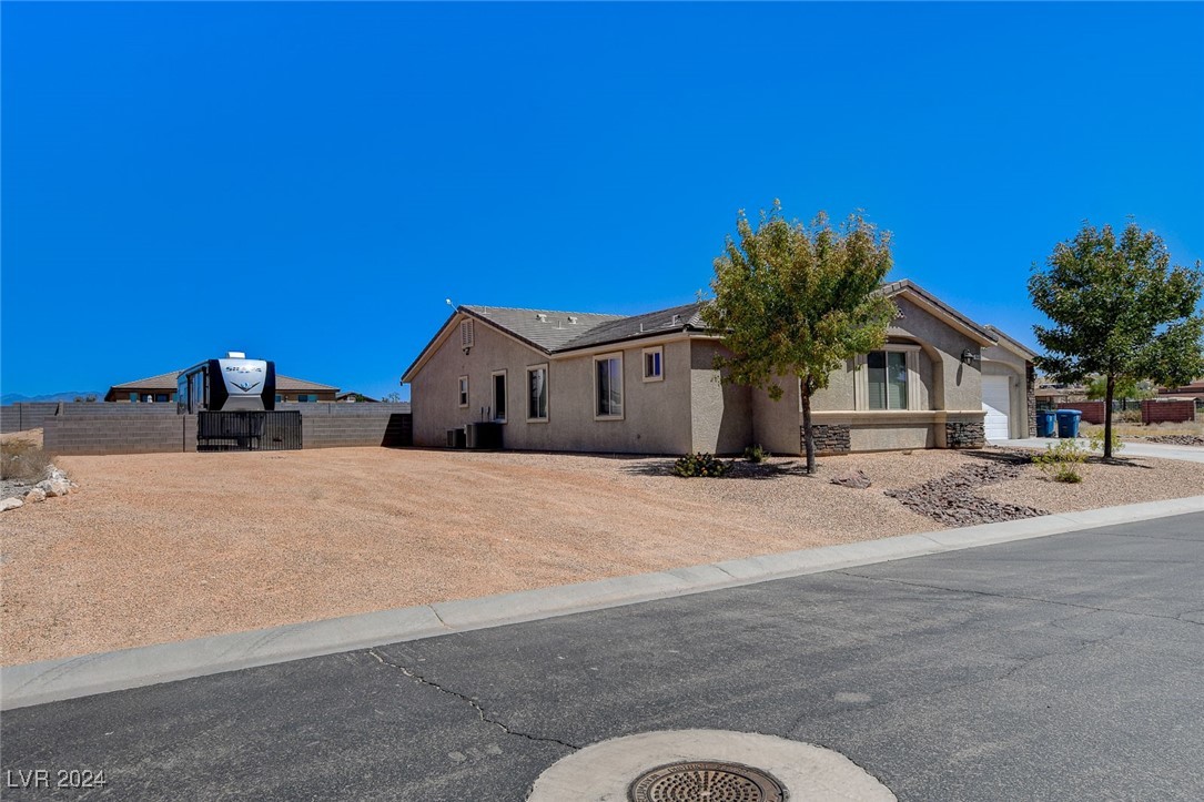 1532 Paintbrush Way, Logandale, Nevada image 2