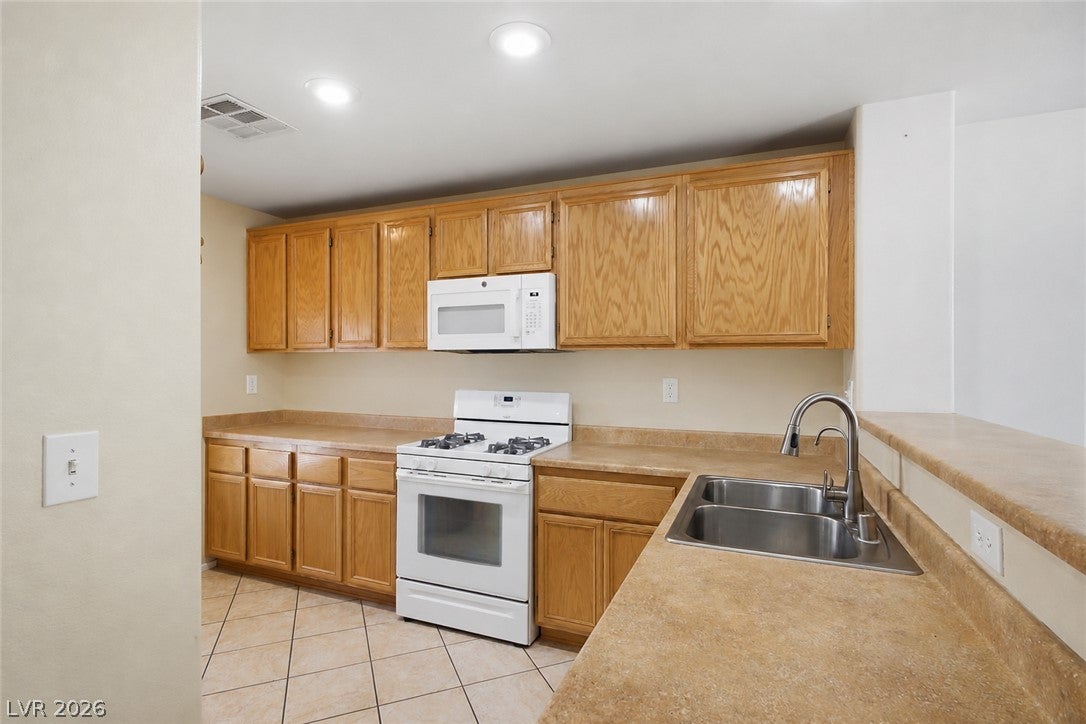 1172 Gecko Road