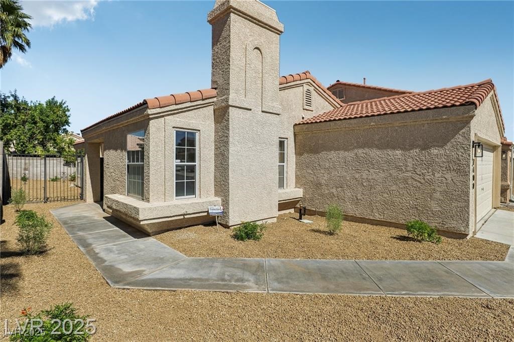 7400 Queen Palm Drive