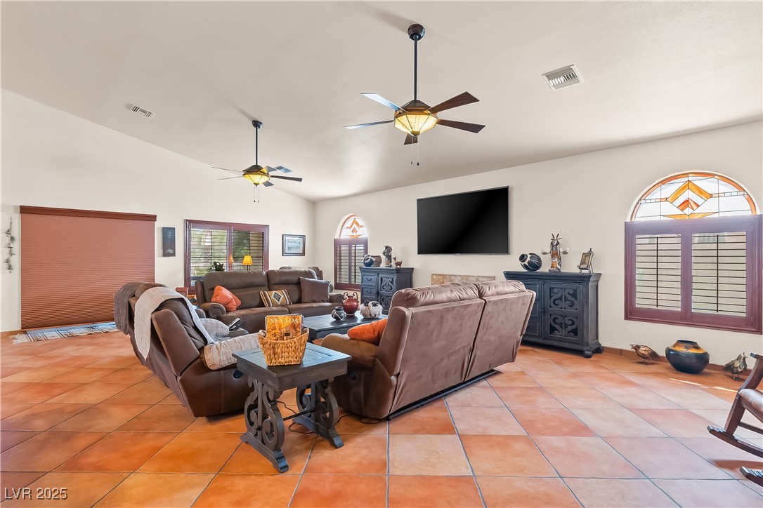 1253 Country Club Drive, Laughlin, Nevada image 6
