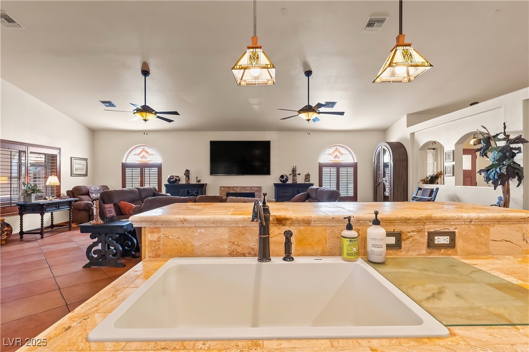 1253 Country Club Drive, Laughlin, Nevada image 17