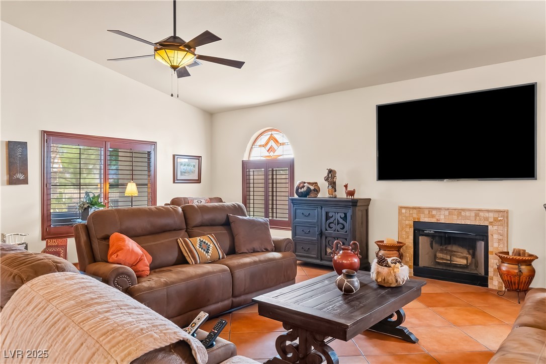 1253 Country Club Drive, Laughlin, Nevada image 12