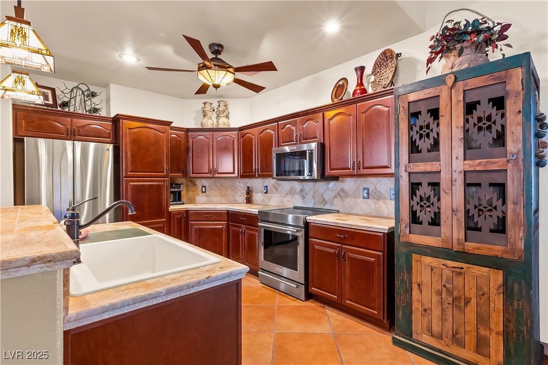 1253 Country Club Drive, Laughlin, Nevada image 15