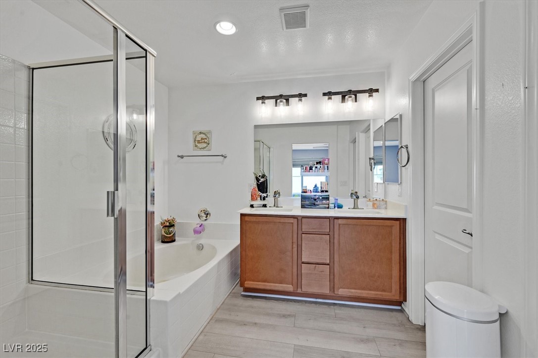 North Las Vegas, Nevada 89032, United States, 3 Bedrooms Bedrooms, ,3 BathroomsBathrooms,Residential,Active,248646