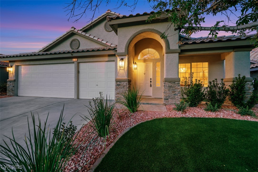 679 Riverband Place, Henderson, Nevada image 6