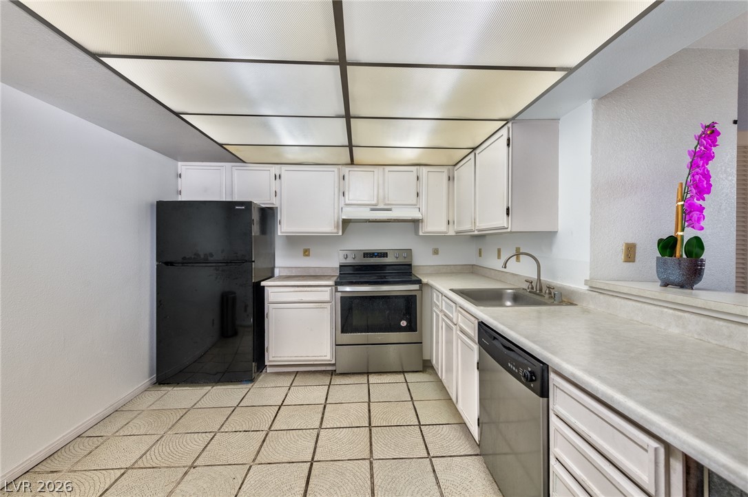 3930 University Center Drive 412