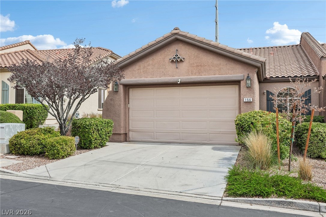 156 Pioneer Peak Place