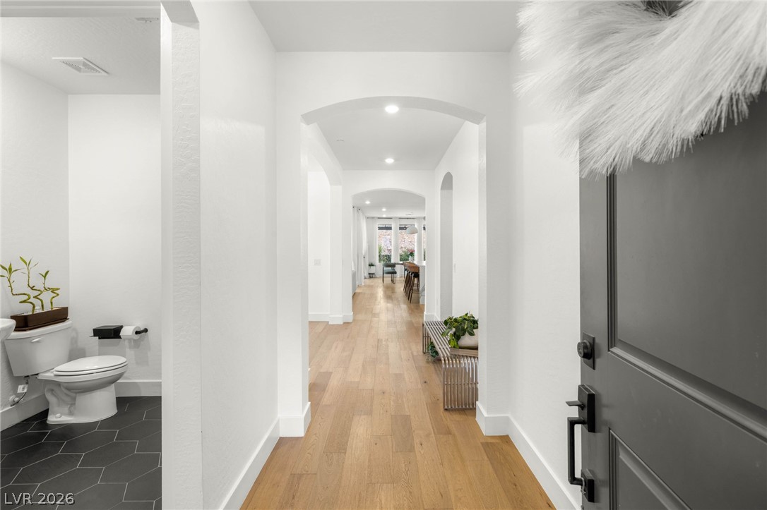 6 Sun Lily Lane