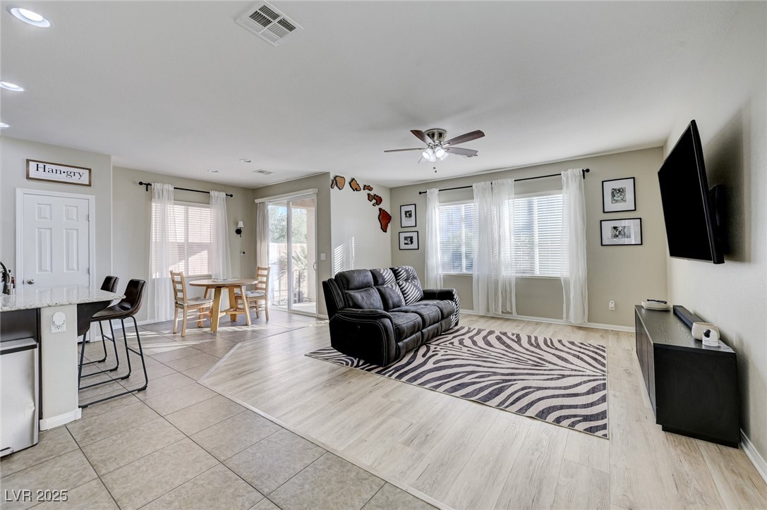 7497 Glimmering Sun Avenue