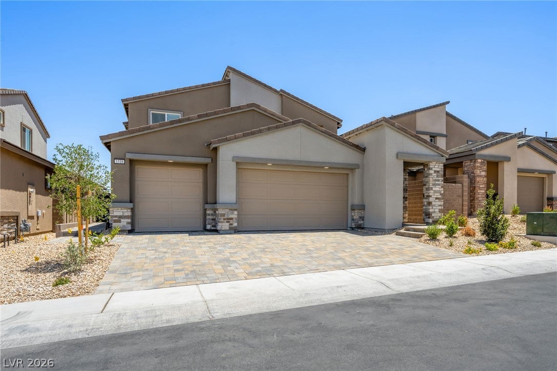 1518 Capri Cascades Court