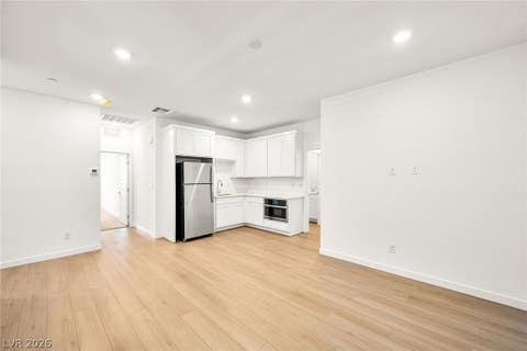 Tiny photo for 1518 Capri Cascades Court, Henderson, NV 89011 (MLS # 2788685)