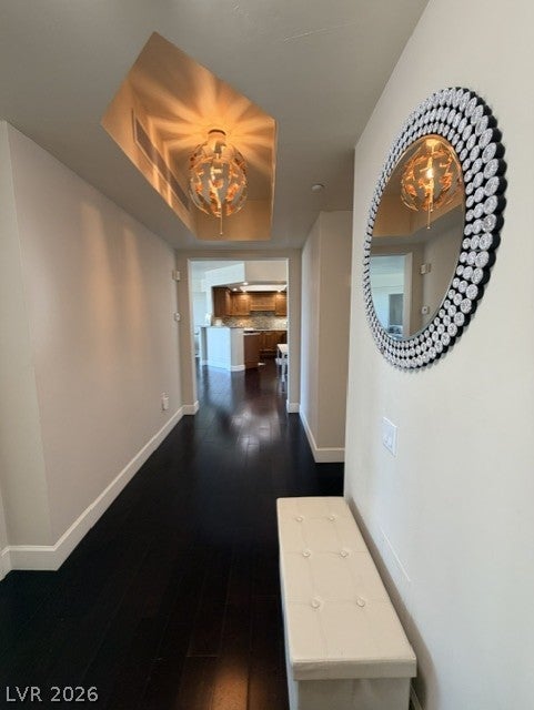 2777 Paradise 807