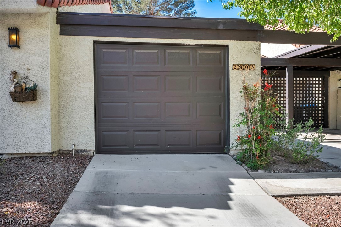 2803 Glendevon Circle