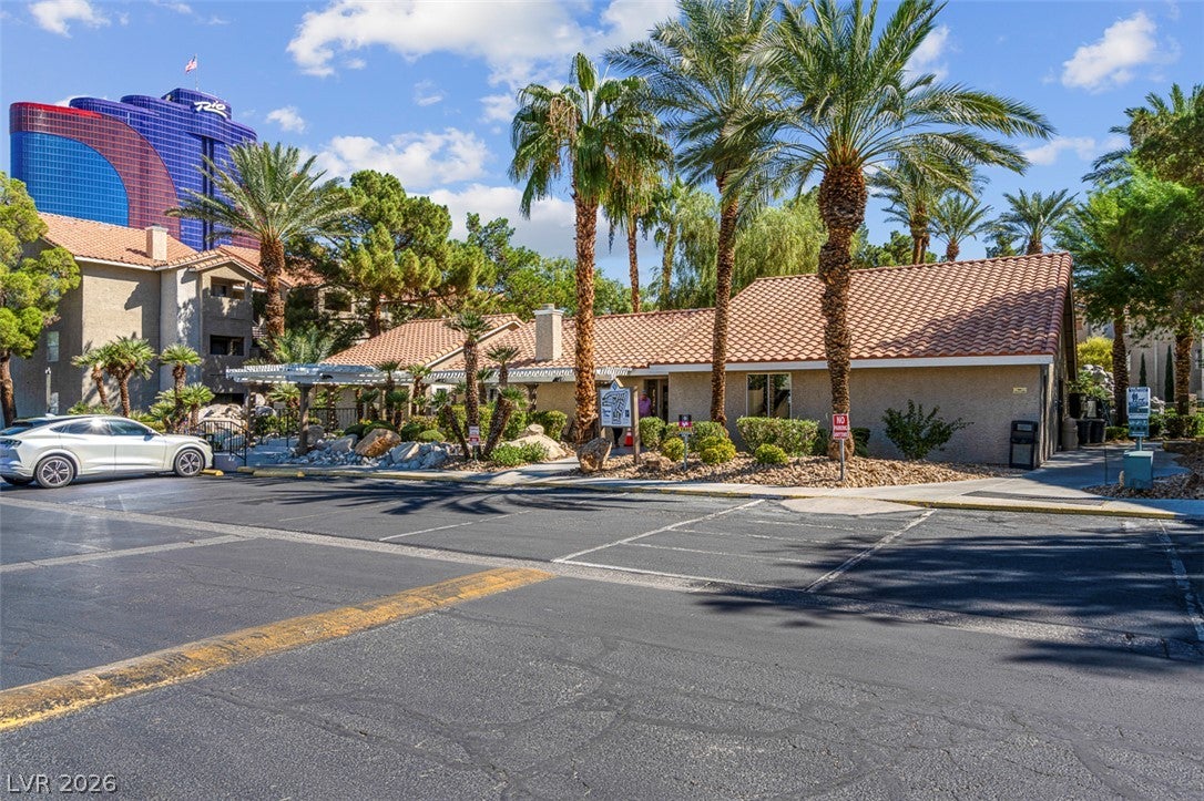 4200 S Valley View Boulevard 1069