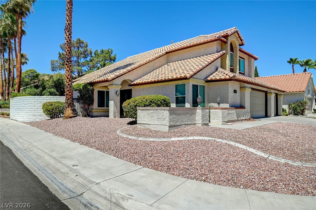 2733 Brookstone Court