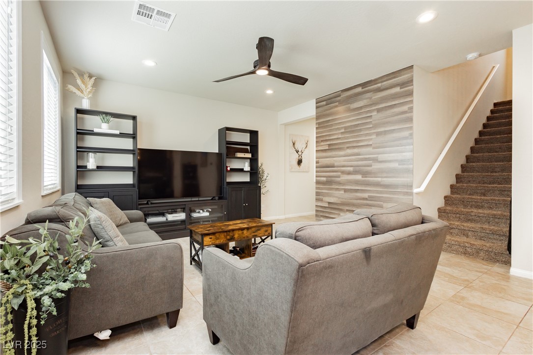 8929 Sleepy Panda Avenue, Las Vegas, Nevada image 6