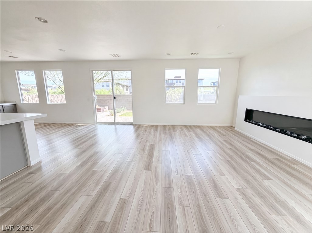 1561 Redolence