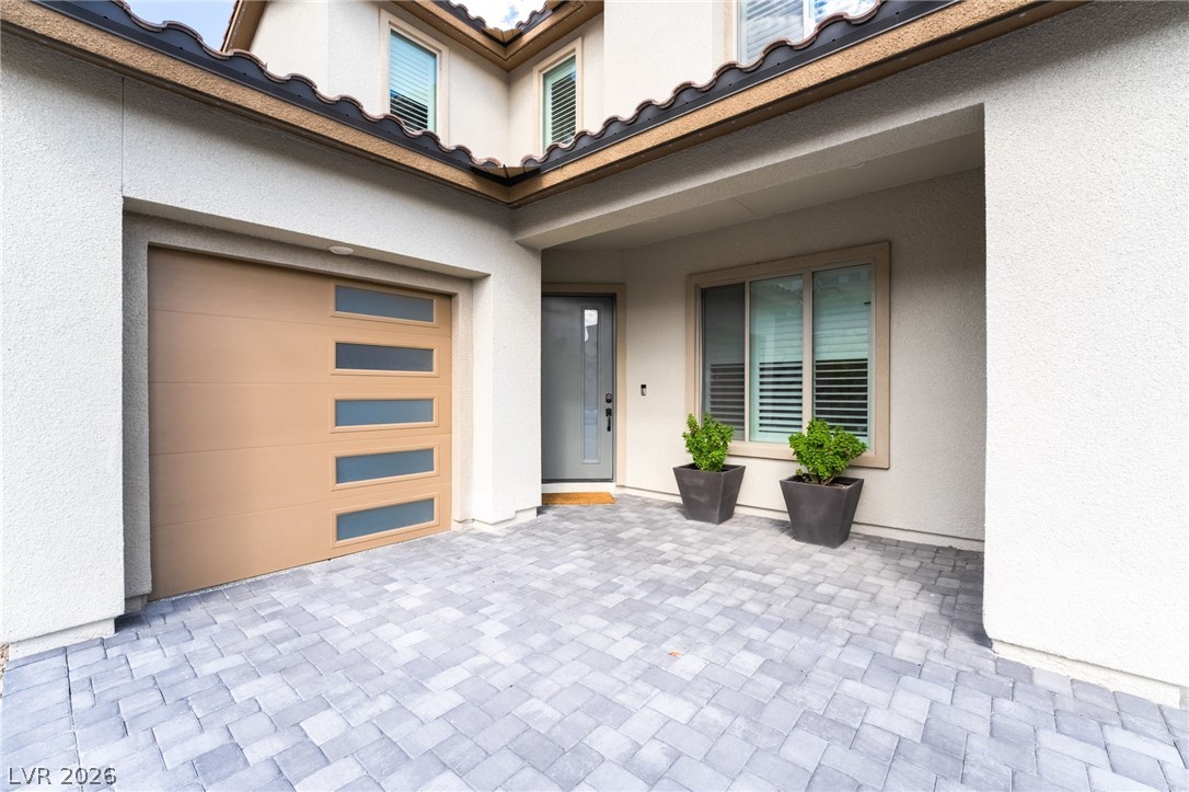 212 Harris Peak Street