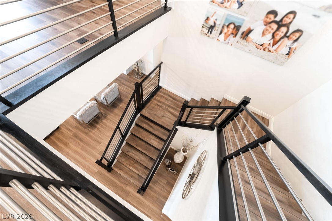 212 Harris Peak Street