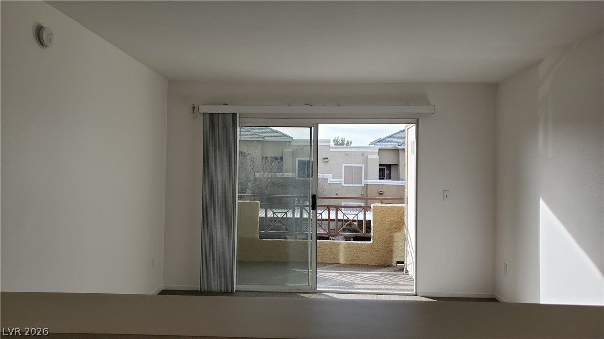 8070 W RUSSELL Road 2105