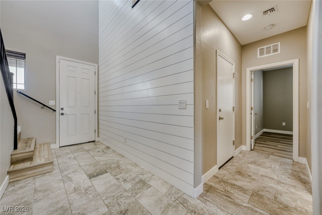 9061 Field Maple Street