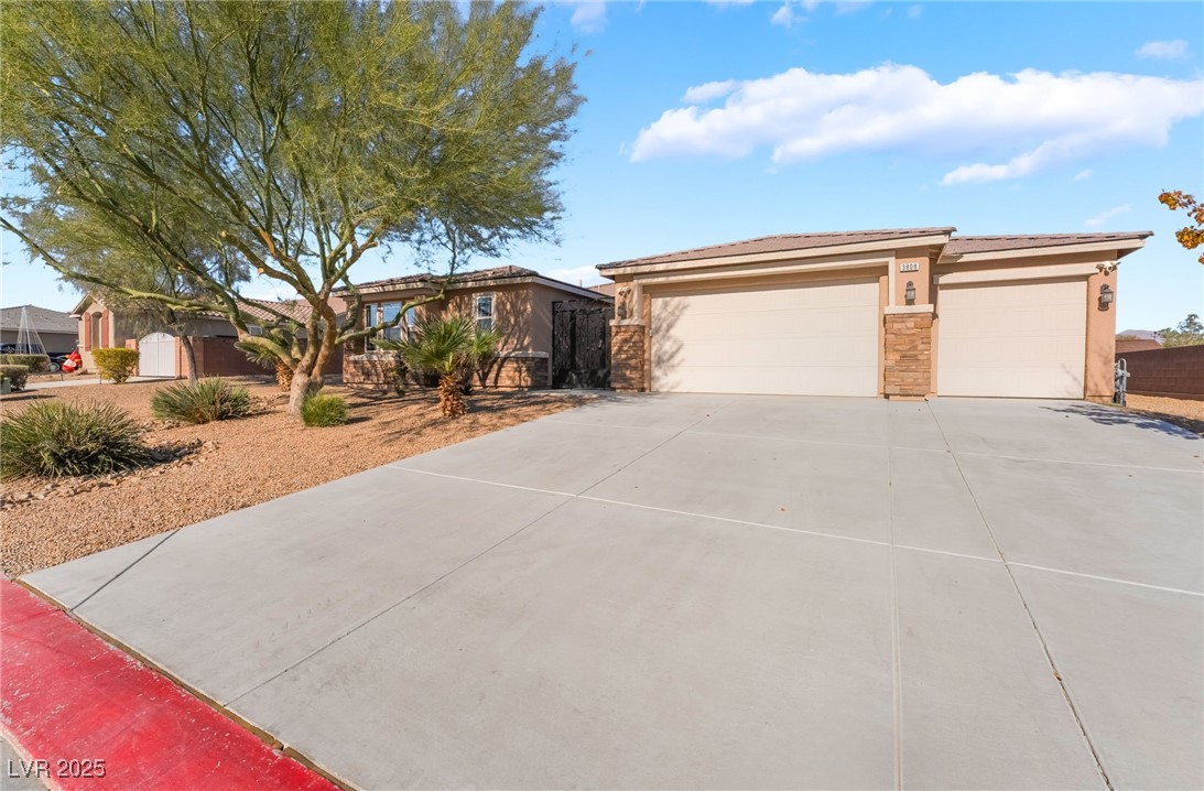 3808 Vincelli Avenue