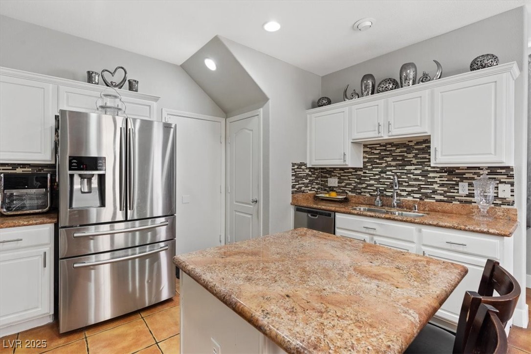 10918 Avenzano Street