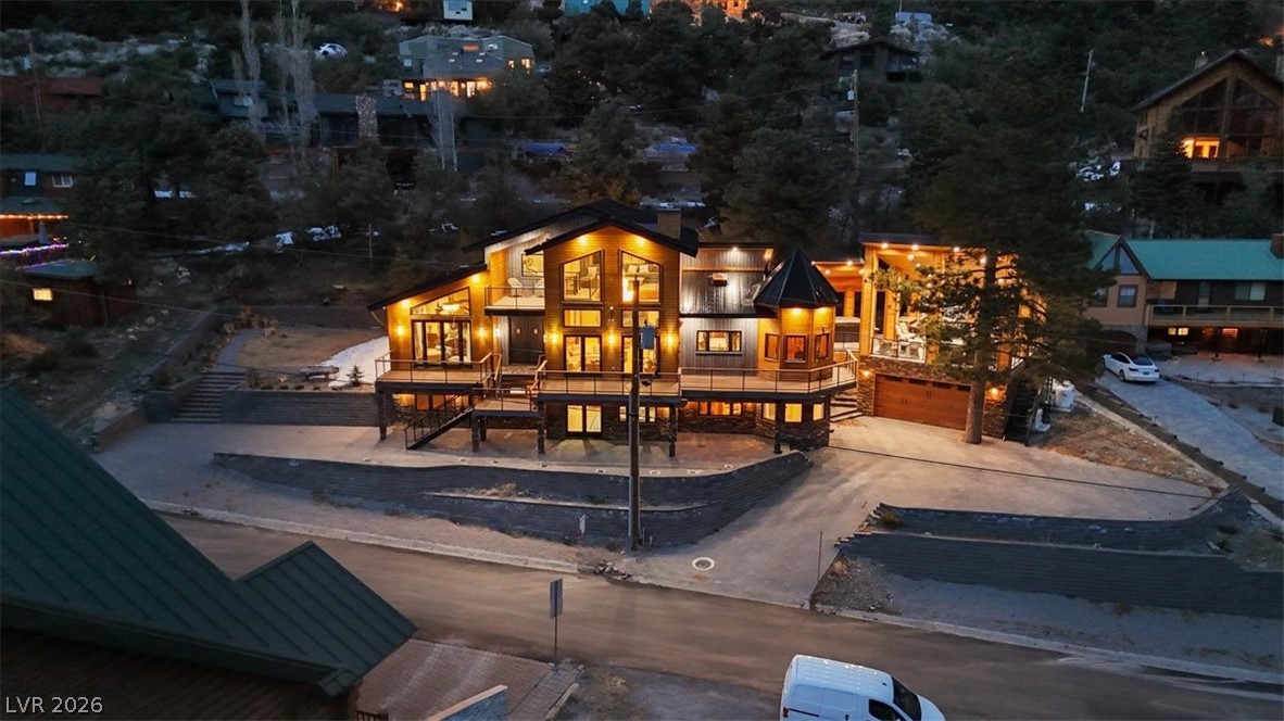306 Crestview Drive