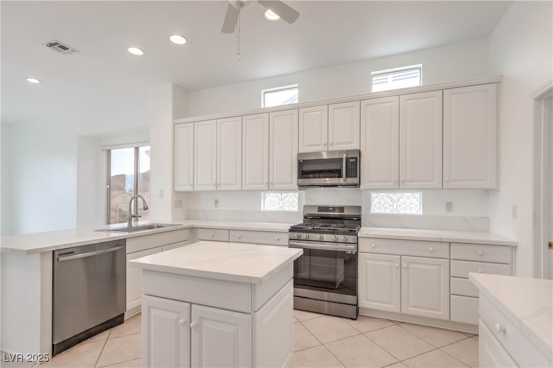 562 Mountain Links Drive