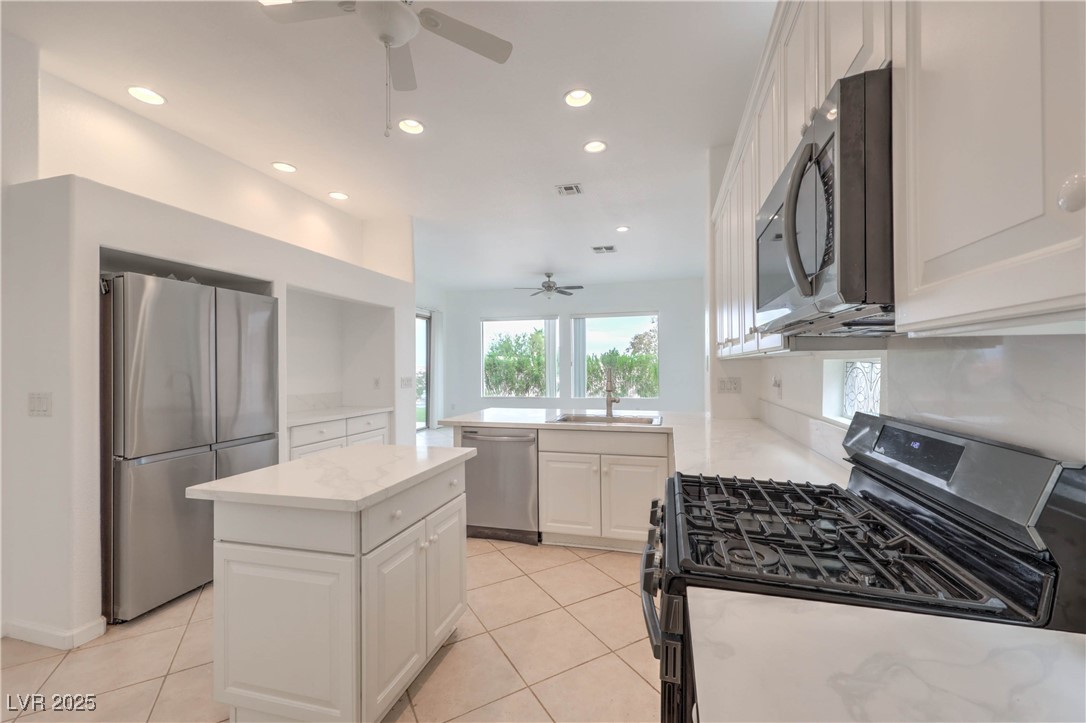 562 Mountain Links Drive