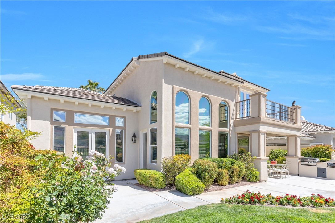2933 Red Springs Drive