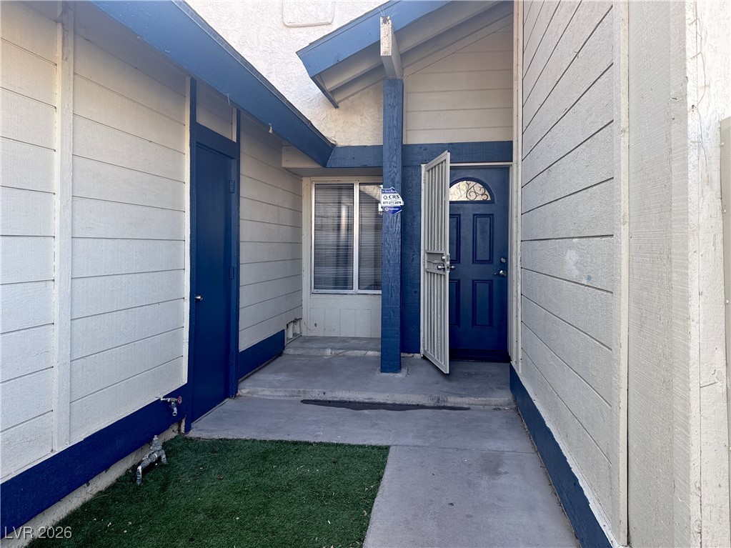 3129 Floral Vista Avenue